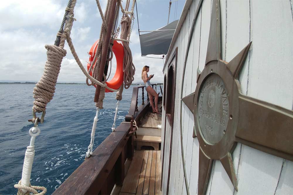 Excursion en bateau à Ortygie pour découvrir la côte de Syracuse-image-9