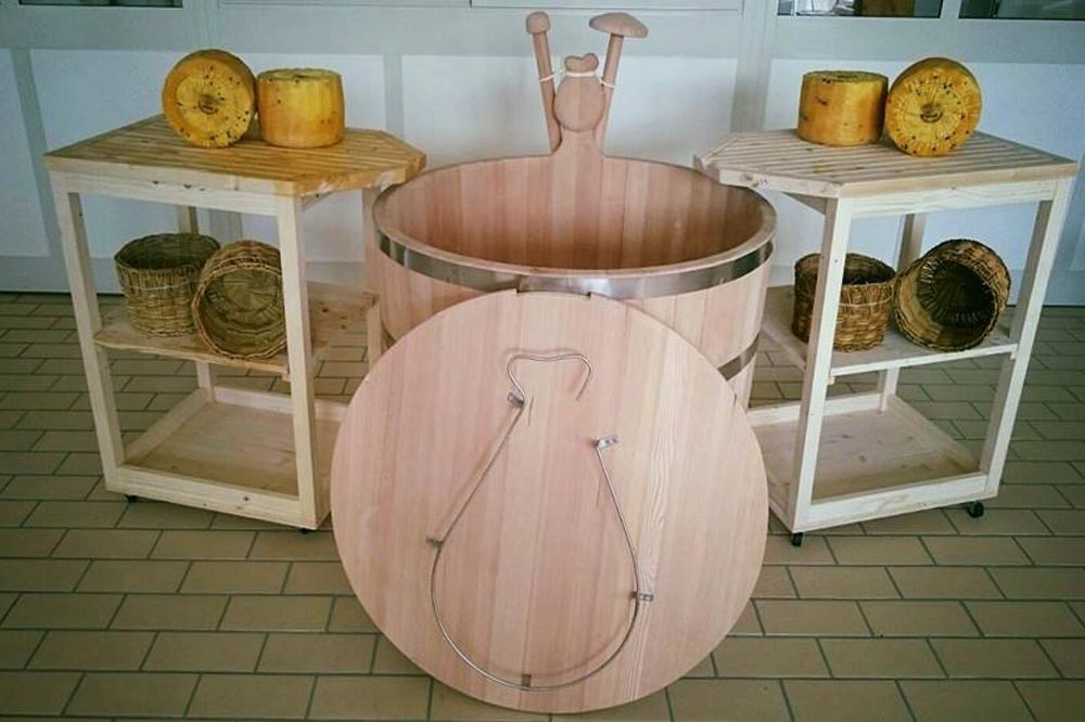 Visita di un caseificio ad Enna con degustazione di formaggi e prodotti tipici-image-7
