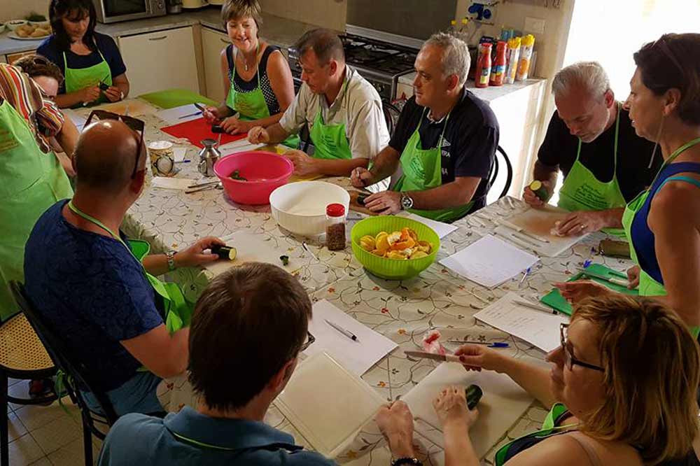 A Sicilian cuisine based cooking class and lunch within a holiday farm in Syracuse-image-6