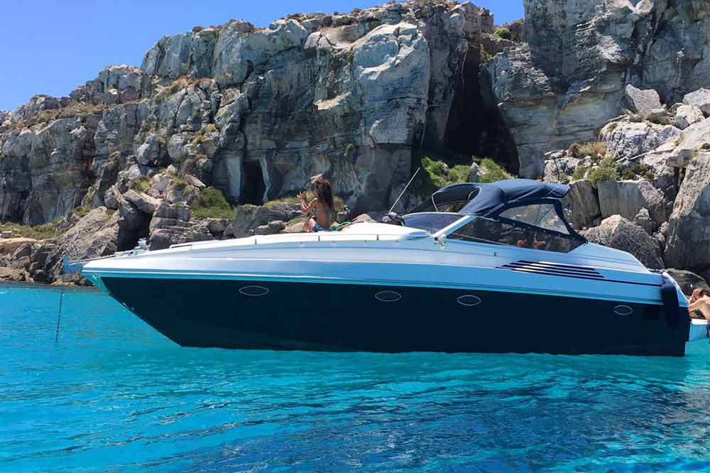 Boat trip from Trapani to Favignana with lunch on-board-image-9