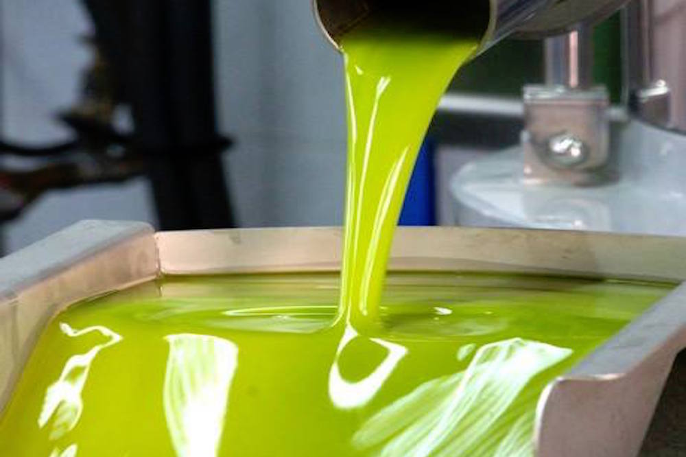 Visita in frantoio con degustazione di olio e prodotti tipici vicino a Ragusa-image-10