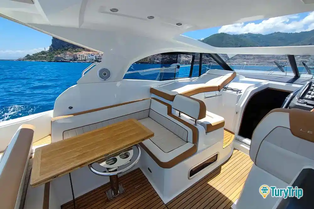Private yacht tour along the coast of Cefalù-image-6