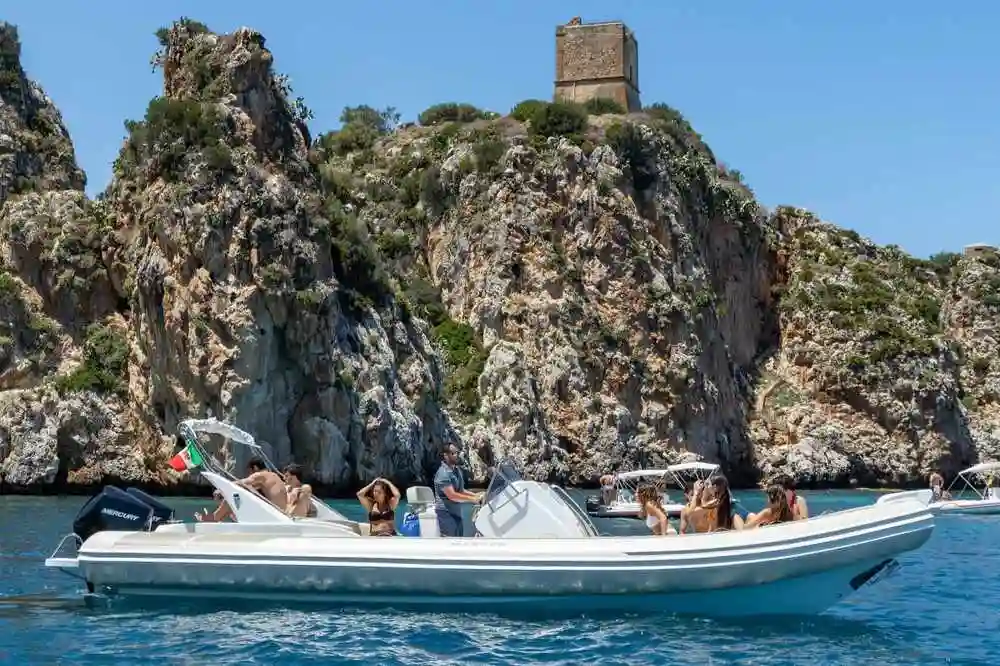 Tour in gommone alla Riserva dello Zingaro-image-6