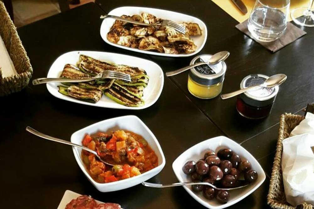Visit of a winery with aperitif on the slopes of Mount Etna-image-9